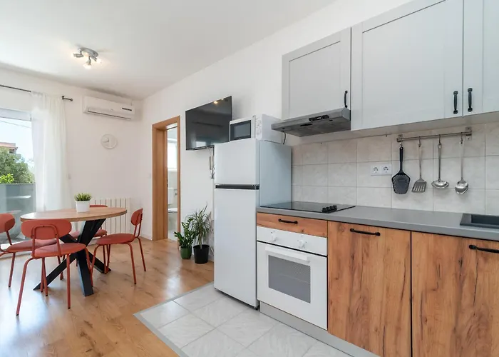 Daire Kuzmanić Trogir