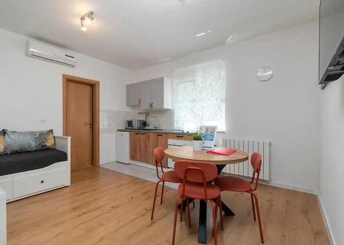 Daire Kuzmanić Trogir