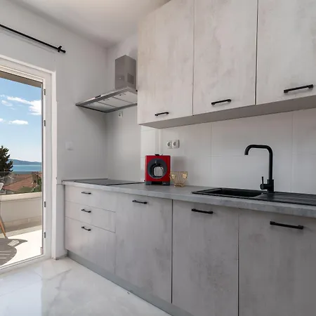 Eight By A Apartament *