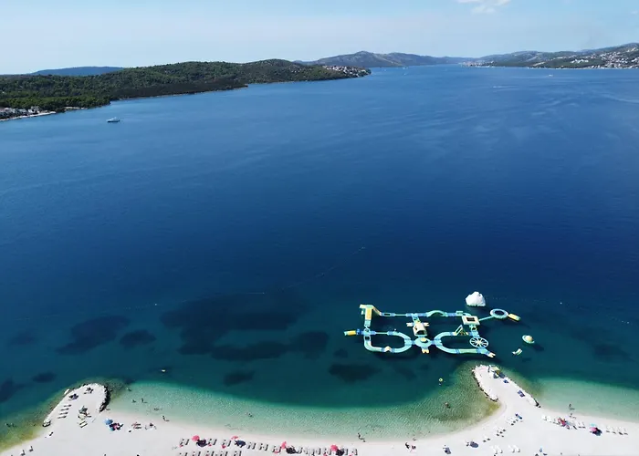 アパート Kuzmanic