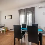 Kuzmanic Apartamento