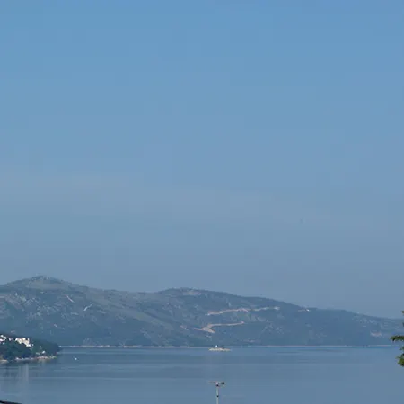 Kuzmanic Διαμέρισμα Τρογκίρ