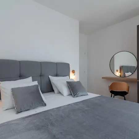 Апартаменты Kuzmanic Трогир