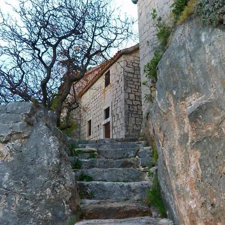 Kuzmanic Апартаменты Трогир