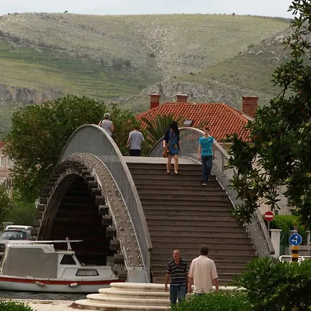 Kuzmanic Διαμέρισμα